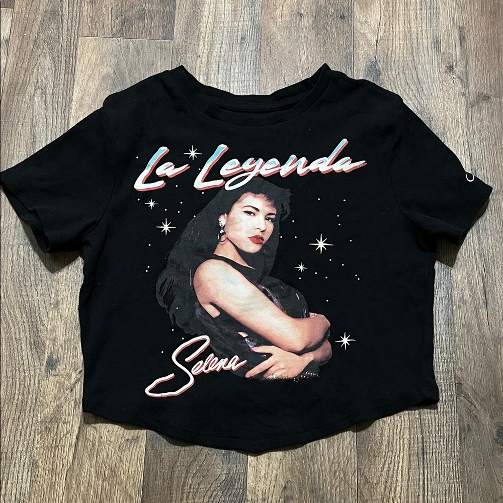 Black Graphic Crop Top